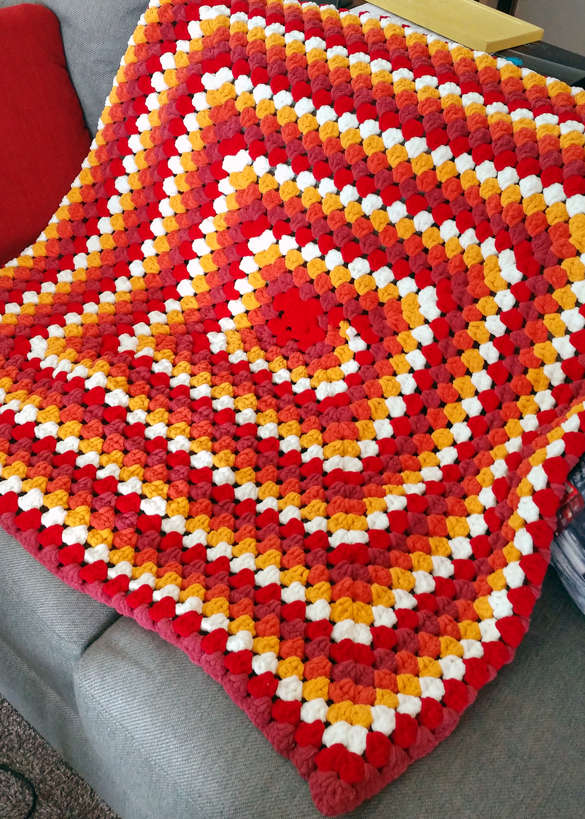 Image of Bernat spiral blanket